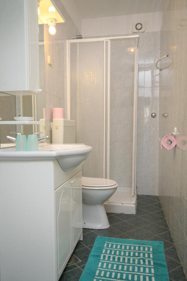 Apartments And Rooms With Parking Space Rovinj - 7170 外观 照片