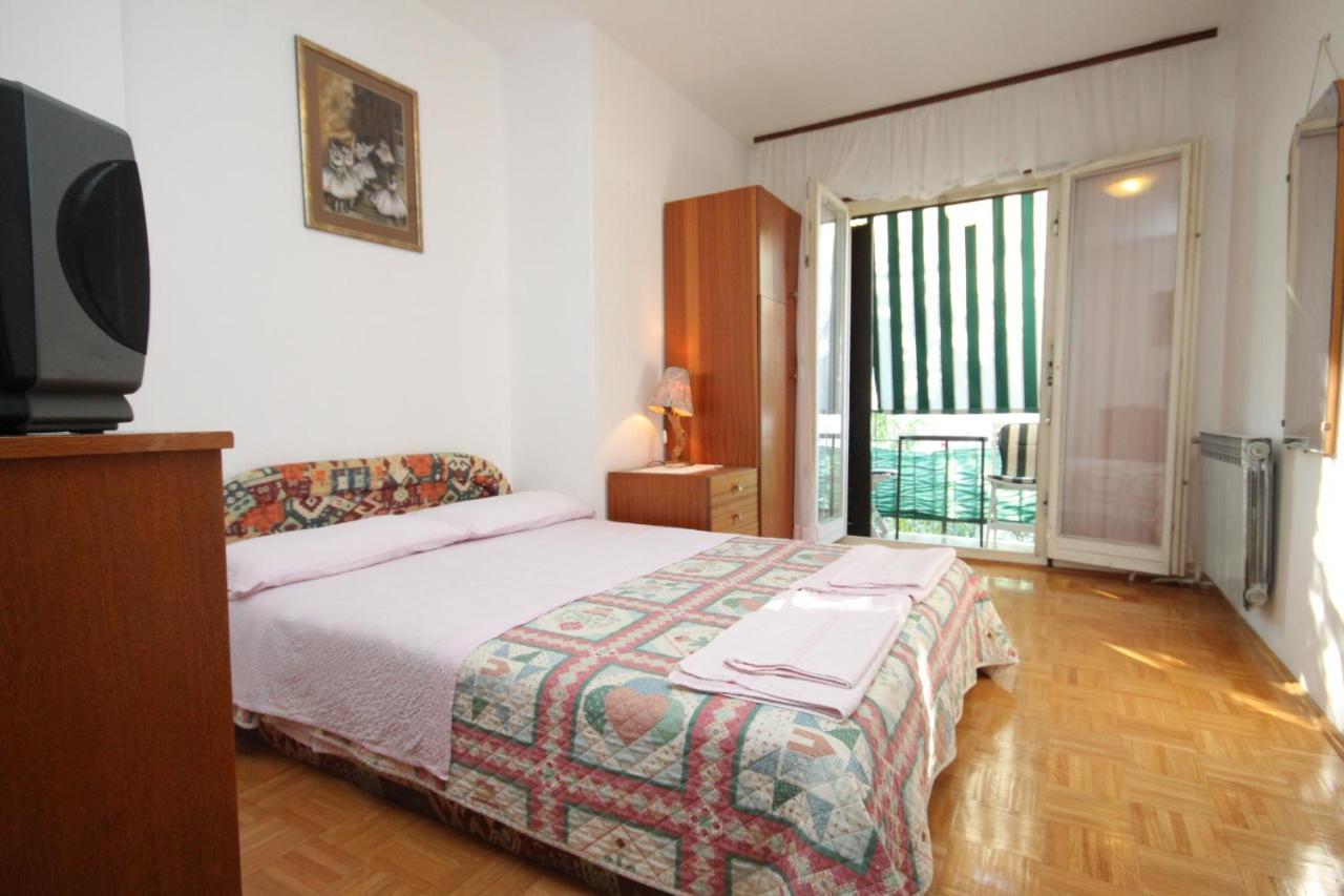 Apartments And Rooms With Parking Space Rovinj - 7170 外观 照片